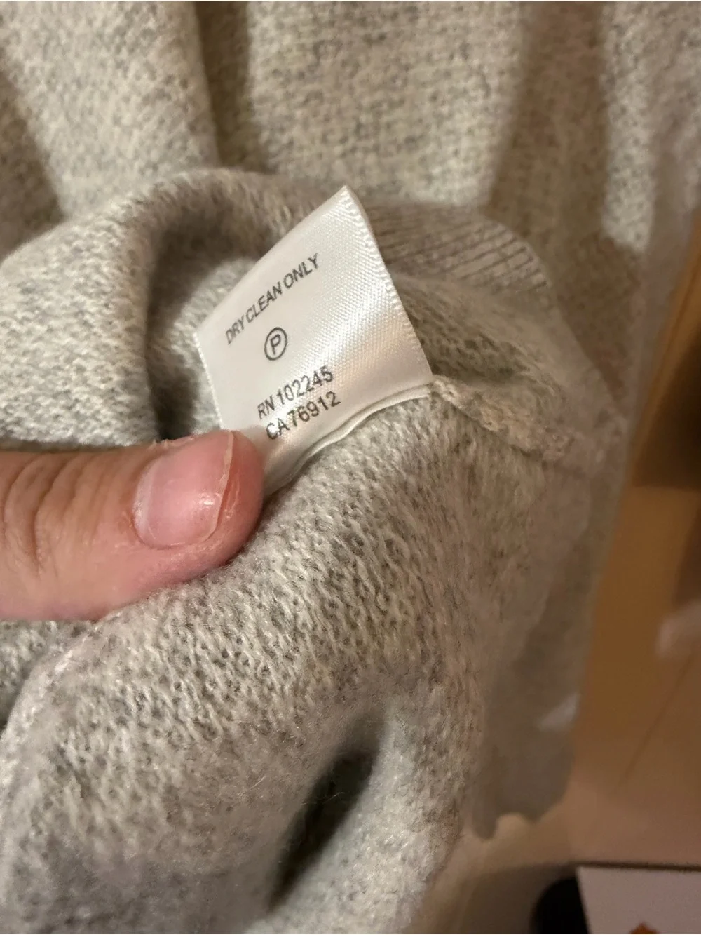 Robert Talbott gray cashmere pullover sweater